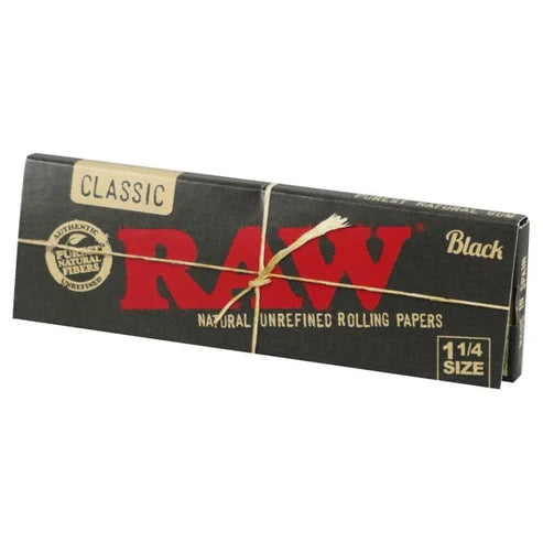 RAW Black Organic Hemp Rolling Papers | 1 1/4 Size | 1pk | 50 Leaves per Pack