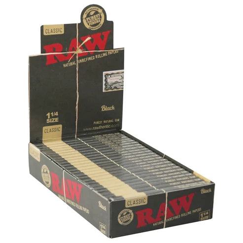 RAW Black Organic Hemp  Rolling Papers | 1 1/4 Size | 1pk | 50 Leaves per Pack