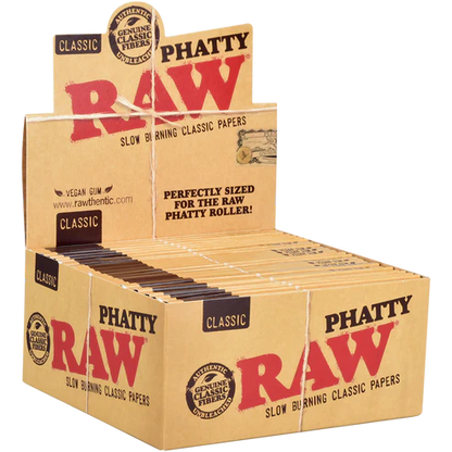RAW Classic Rolling Papers | Phatty | 1pk | 32 Leaves per Pack